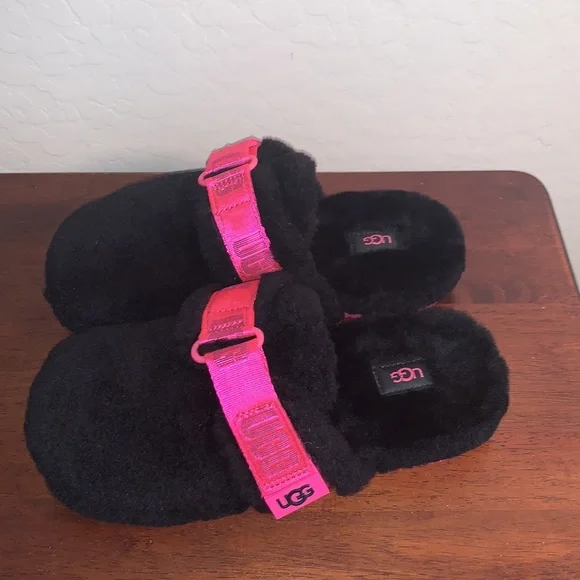 UGG BRAND NEW & GORGEOUS SIZE 6 CLOSED TOE VELCRO SLIP ON SLIPPERS - Picture 5 of 10